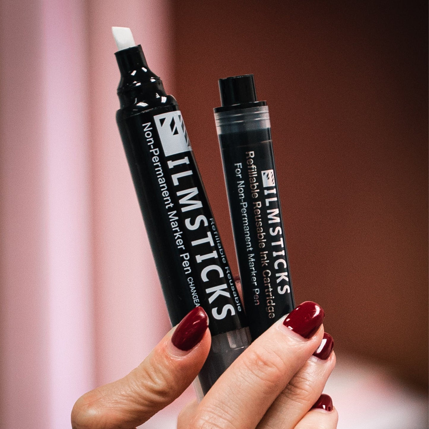 Filmsticks Reusable Non-Permanent Acrylic Board Black Marker Pen Kit