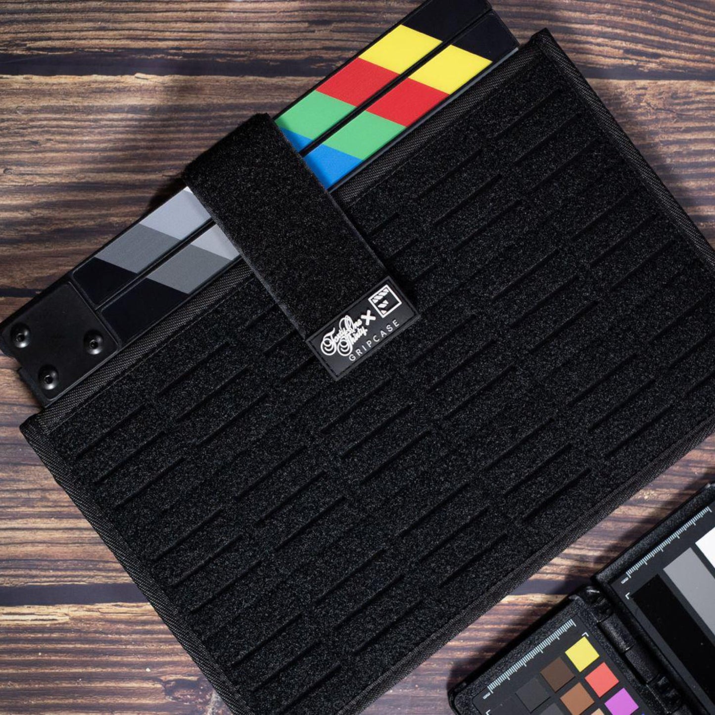 Filmsticks Gripcase Medium Wet Weather Tab Board Cover