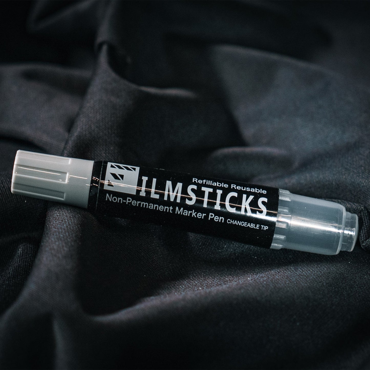 Filmsticks Reusable Non-Permanent Acrylic Board Black Marker Pen Kit