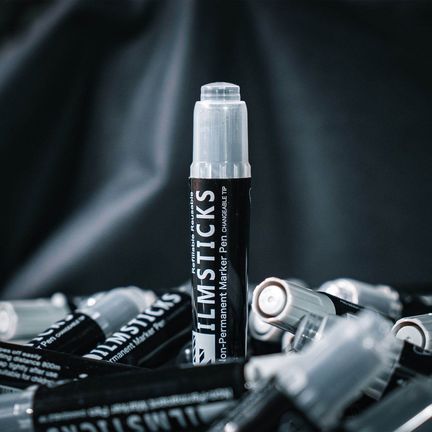 Filmsticks Reusable Non-Permanent Acrylic Board Black Marker Pen Kit