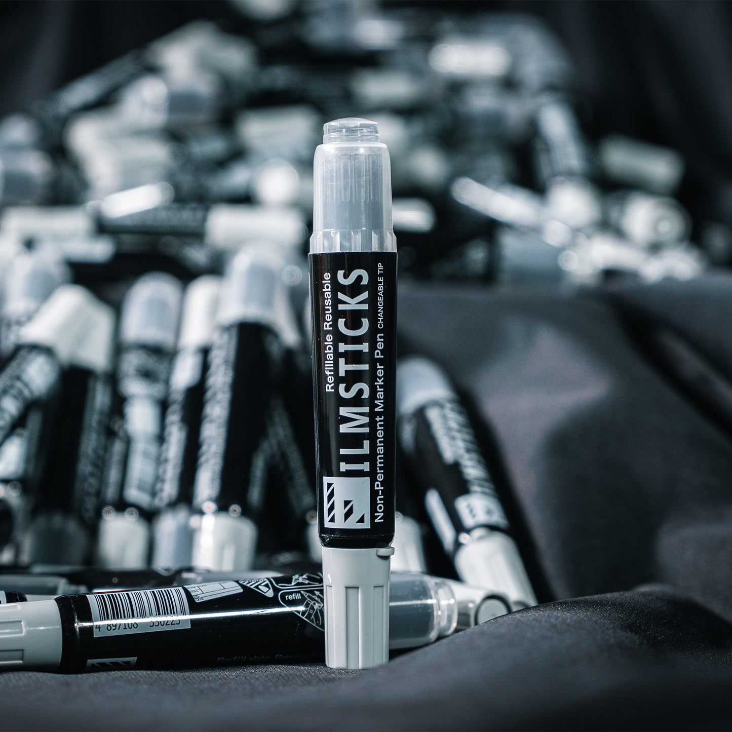 Filmsticks Reusable Non-Permanent Acrylic Board Black Marker Pen Kit