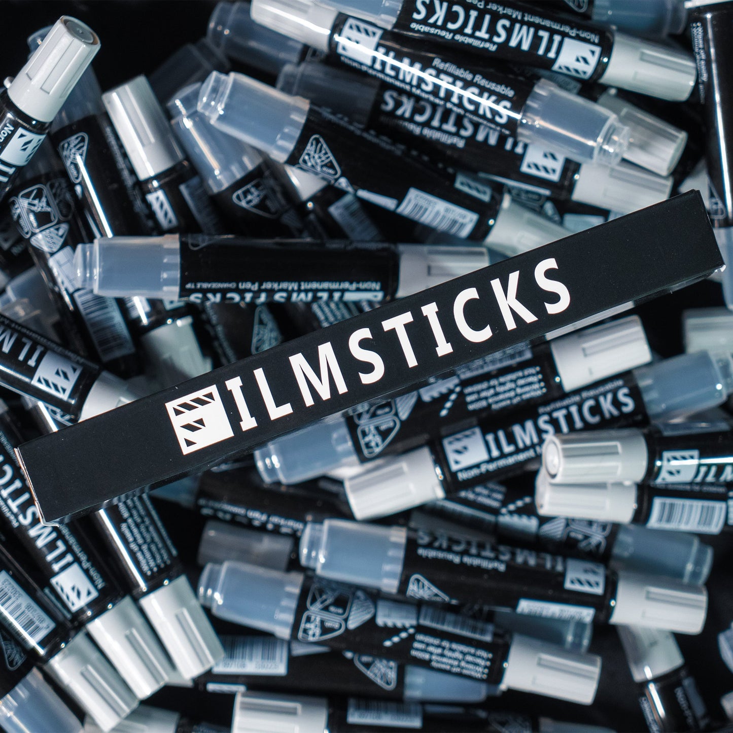Filmsticks Reusable Non-Permanent Acrylic Board Black Marker Pen Kit